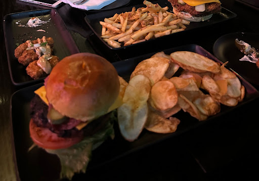 Photo of Haze Restaurant + Lounge - Yonge St Richmond Hill - 9737 Yonge St Unit 211, Richmond Hill, ON L4C 8S7
